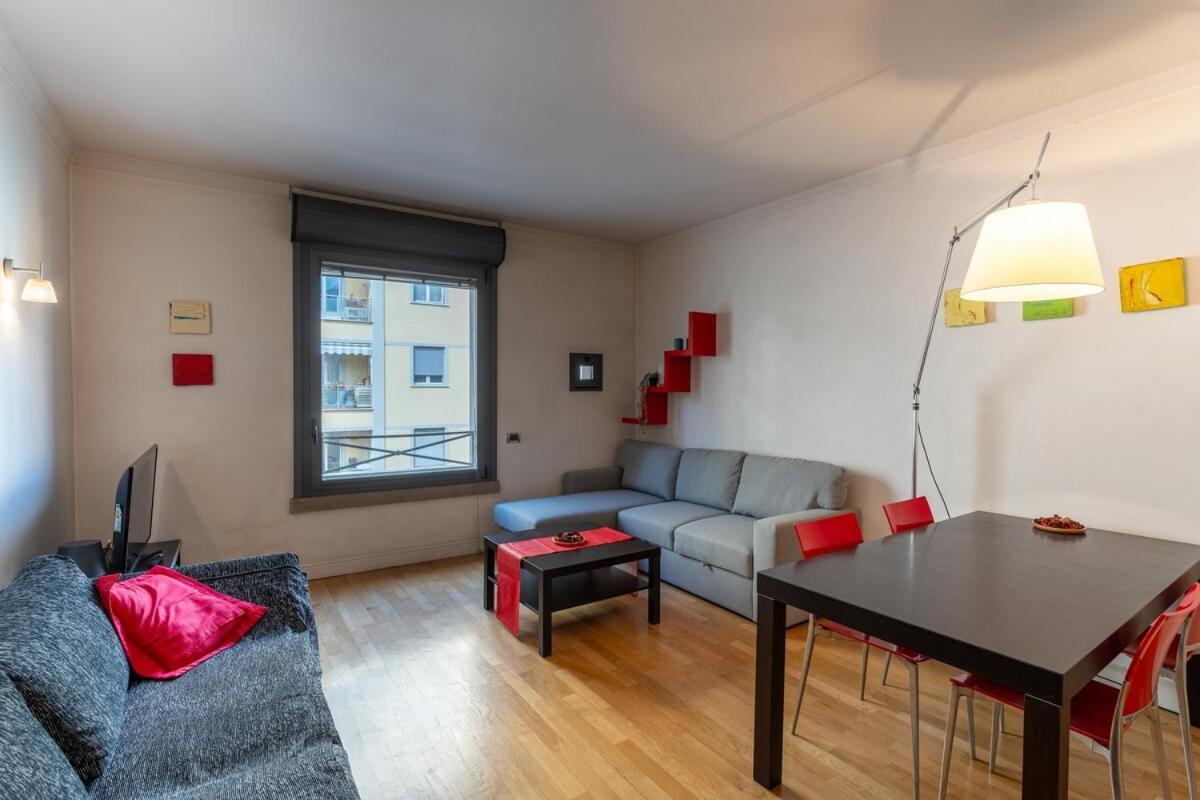Apartment 2 Minutes From The Station Charming